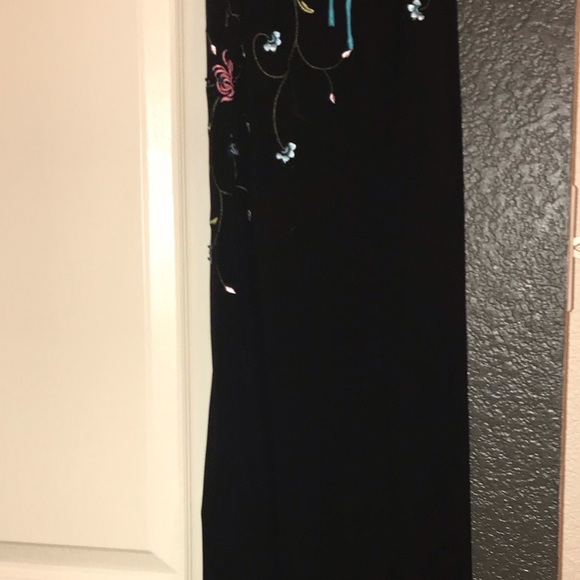 BCBG Floral Embroidered Maxi Halter Dress-Keyhole - Picture 4 of 8